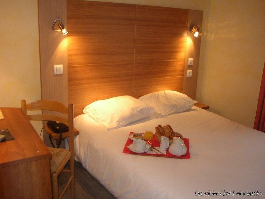 Brit Hotel Macon Centre Gare 객실 사진